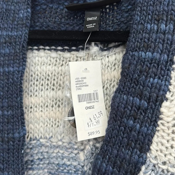 Lane Bryant | Blue Cream Wool Blend Button Front Cardigan Sweater O/S Plus Size - Picture 3 of 7